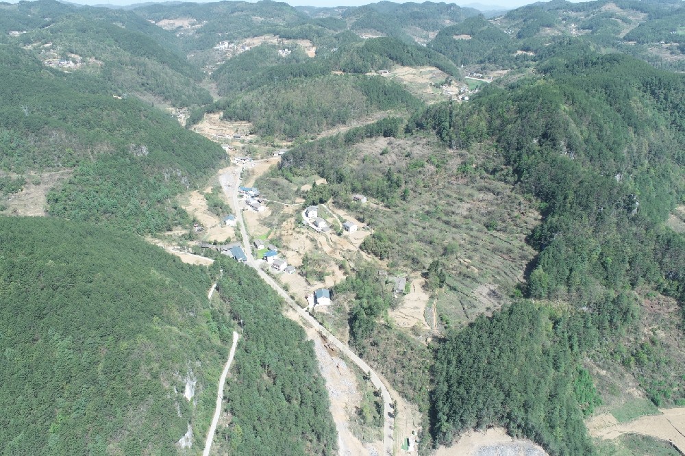 路愈寬，景愈明，可待漫慢行——朝天區(qū)曾家鎮(zhèn)（曾家場鎮(zhèn)至榮樂養(yǎng)生谷）段道路改建工程建設(shè)側(cè)記